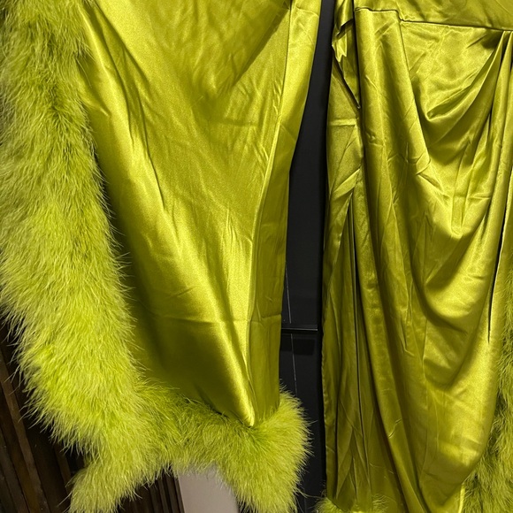 Catherine D’Lish Super Selene Satin & Maribou dressing gown, size 2X - Picture 6 of 6